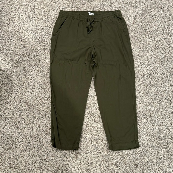 L Gap Army Green Drawstring Pant - Picture 1 of 2